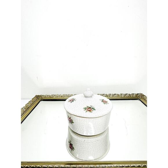 Antique Crackle Ceramic lidded Dish with Rose Floral Design - Picture 2 of 9